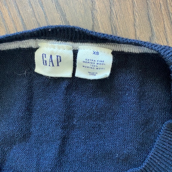 Gap Merino Wool Sweater - Picture 4 of 4
